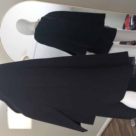 BCBGMAXAZRIA Brianne Capelet Cape Romper - Picture 5 of 6